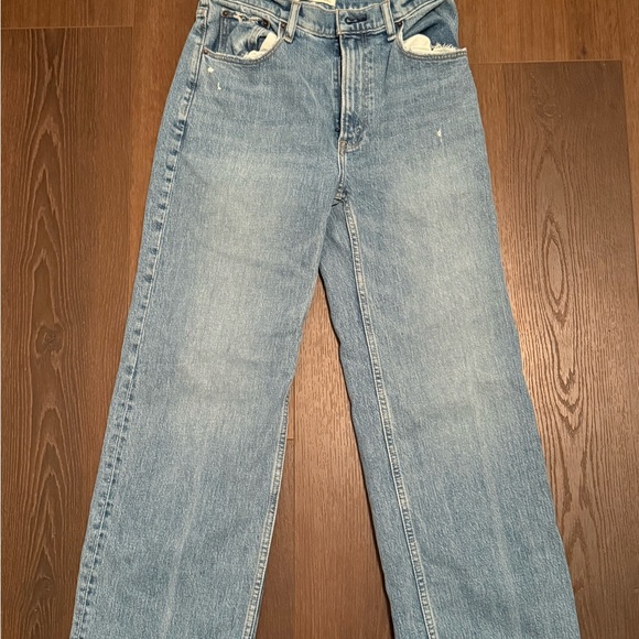 Abercrombie & Fitch Denim - Abercrombie 90’s Relaxed High Rise Women's Jeans